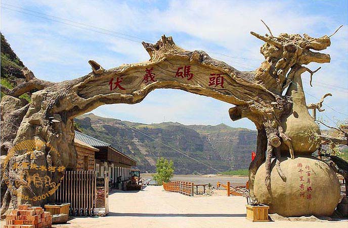 生態(tài)園大門走進(jìn)園林景觀裝飾的原因有哪些？