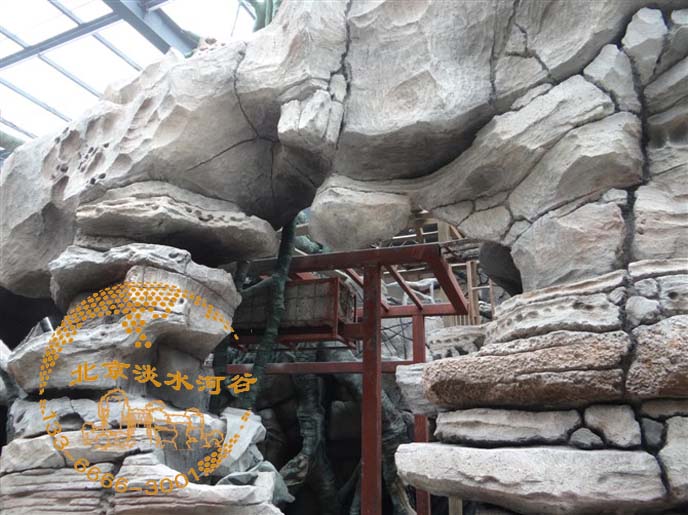 塑石假山制作和仿真樹制作有什么區(qū)別？
