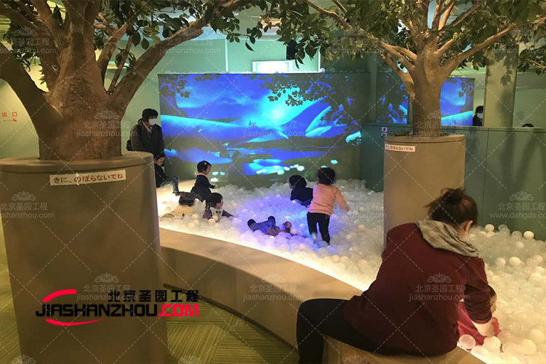 西安大唐芙蓉園室內(nèi)功能性仿真樹(shù)裝飾工程