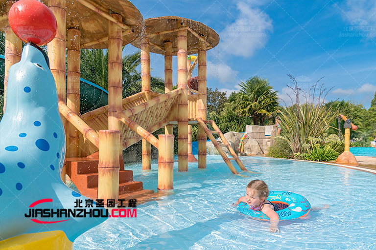 仿真假山.jpg 仿真假山