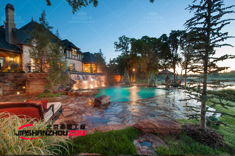 仿真假山.jpg 仿真假山